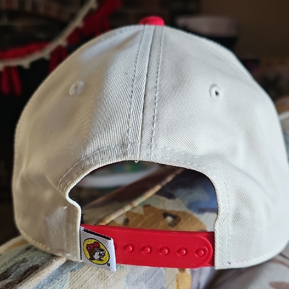 Buc-ee's Hat - Picture 4 of 6